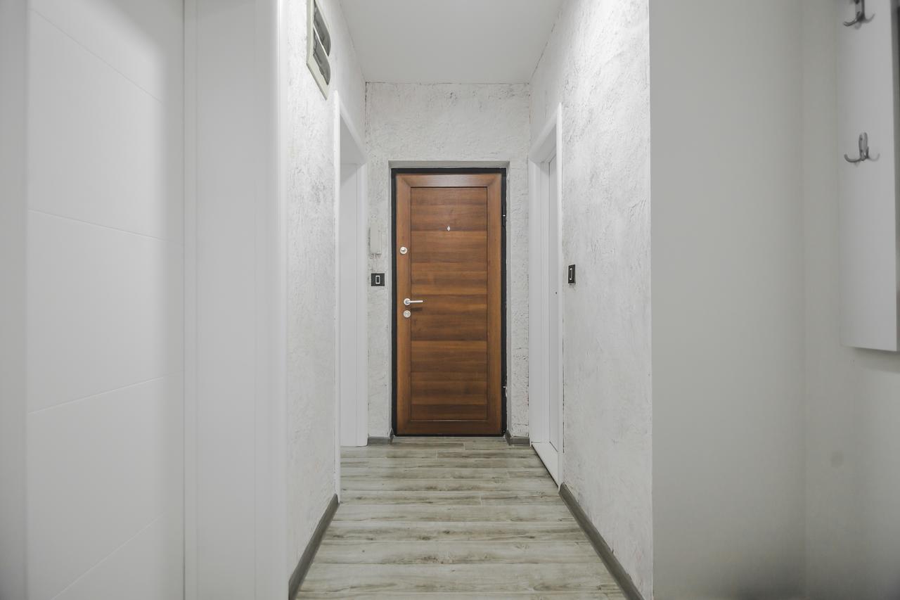 Kristal Apartmani Arandjelovac Luaran gambar