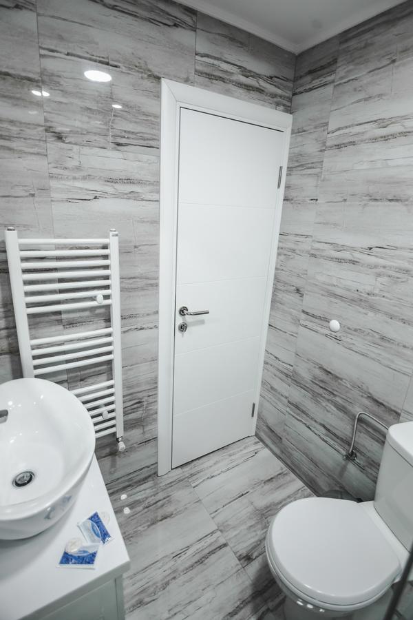 Kristal Apartmani Arandjelovac Luaran gambar