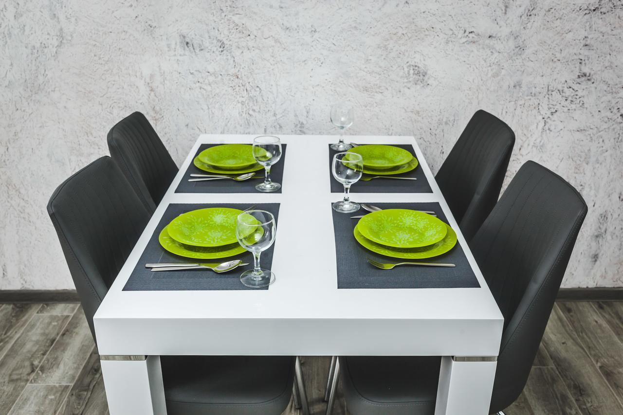 Kristal Apartmani Arandjelovac Luaran gambar