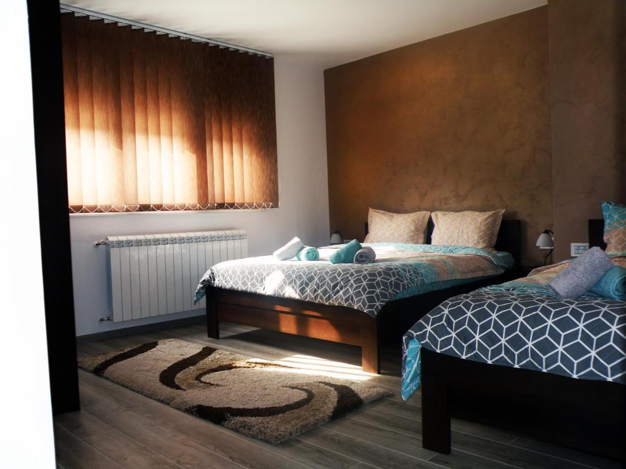 Kristal Apartmani Arandjelovac Luaran gambar